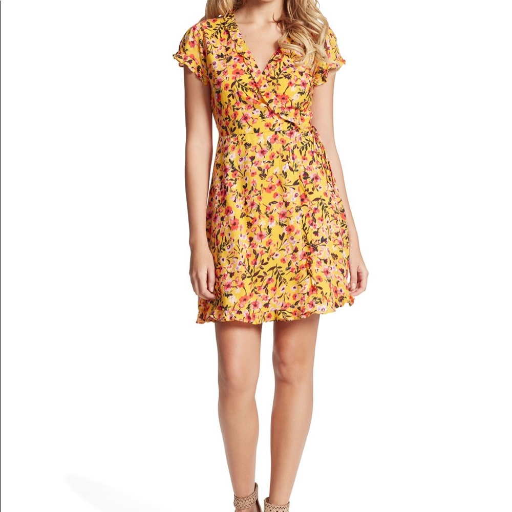 🌟 NWT Jessica Simpson Sade Floral Wrap Dress 🌟
